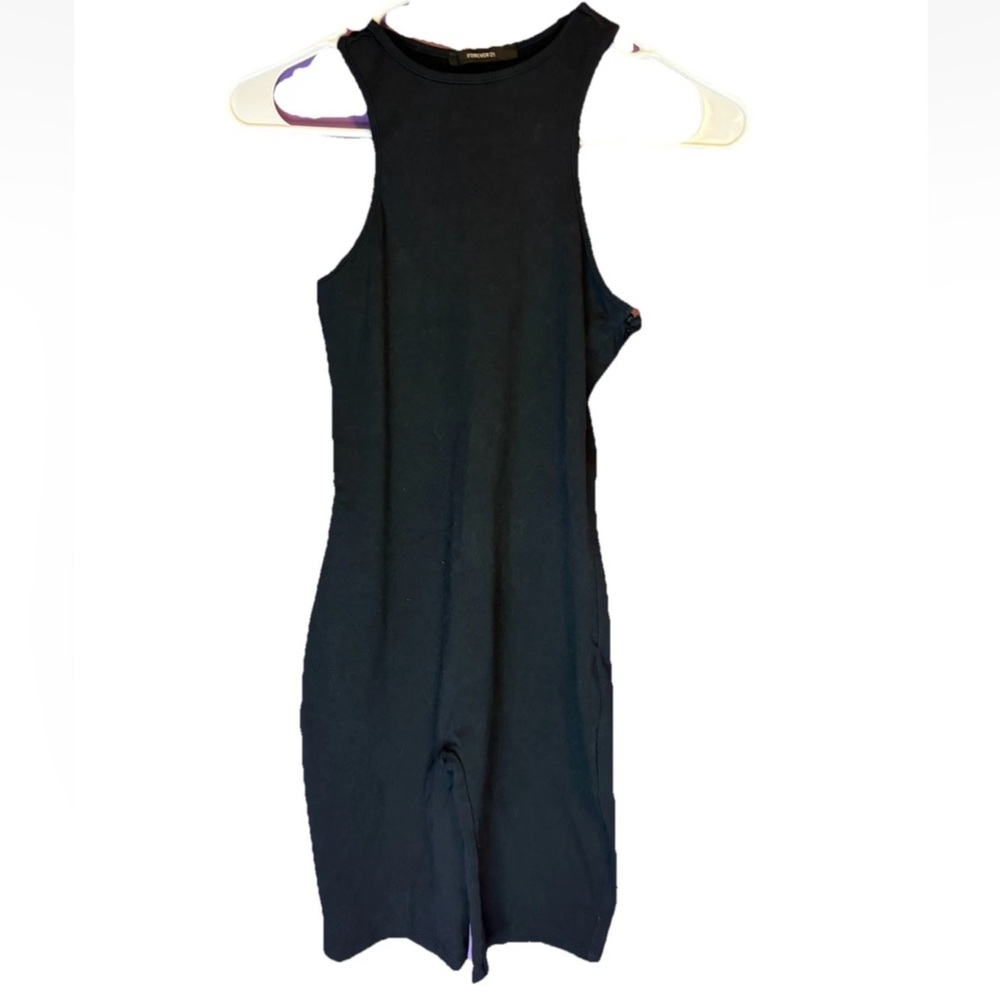 Forever 21 Woman’s Juniors Black Jumpsuit Shorts Size Small